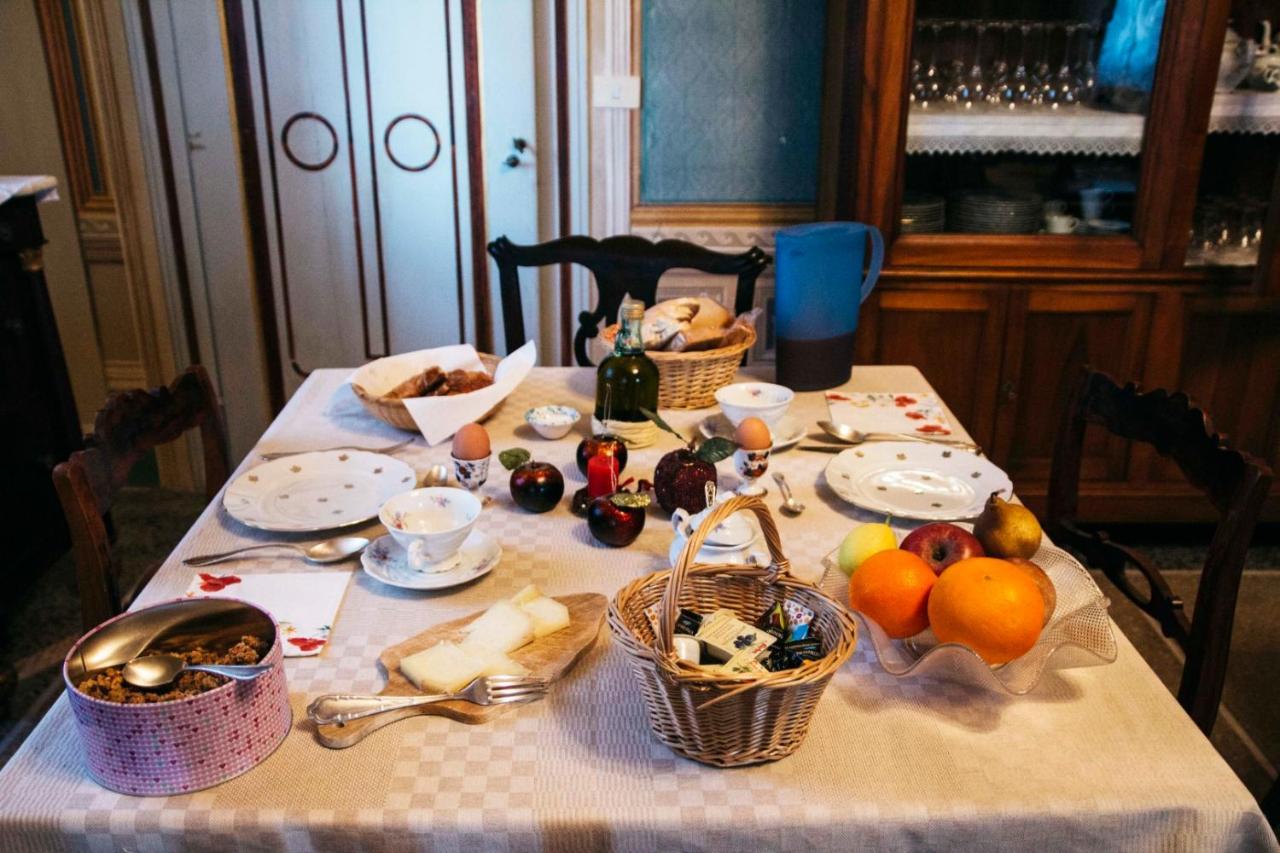 Villa Moris Bed And Breakfast Tavarnelle Val di Pesa Екстер'єр фото